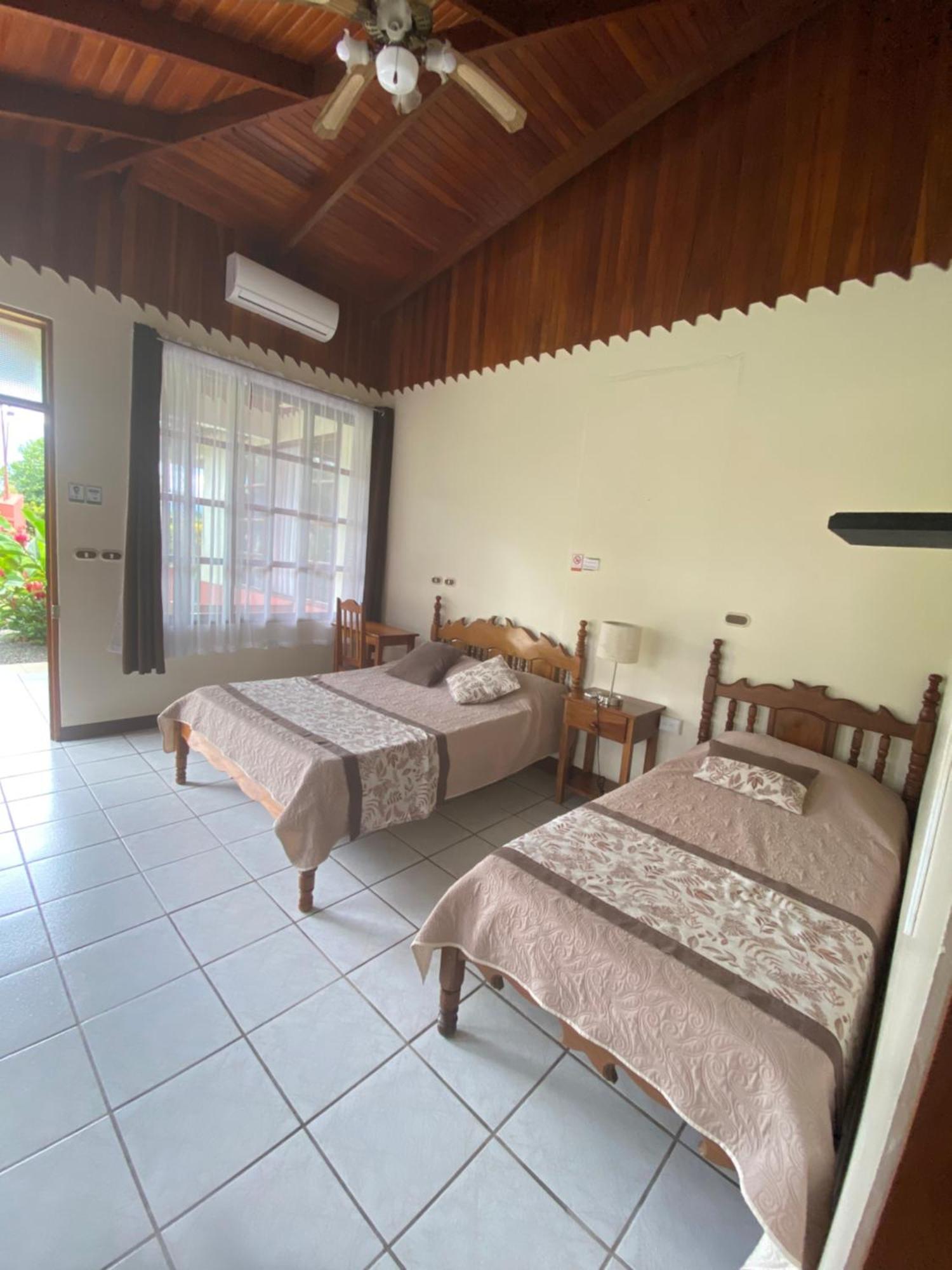 Hotel Befox Adventure La Fortuna Exterior foto