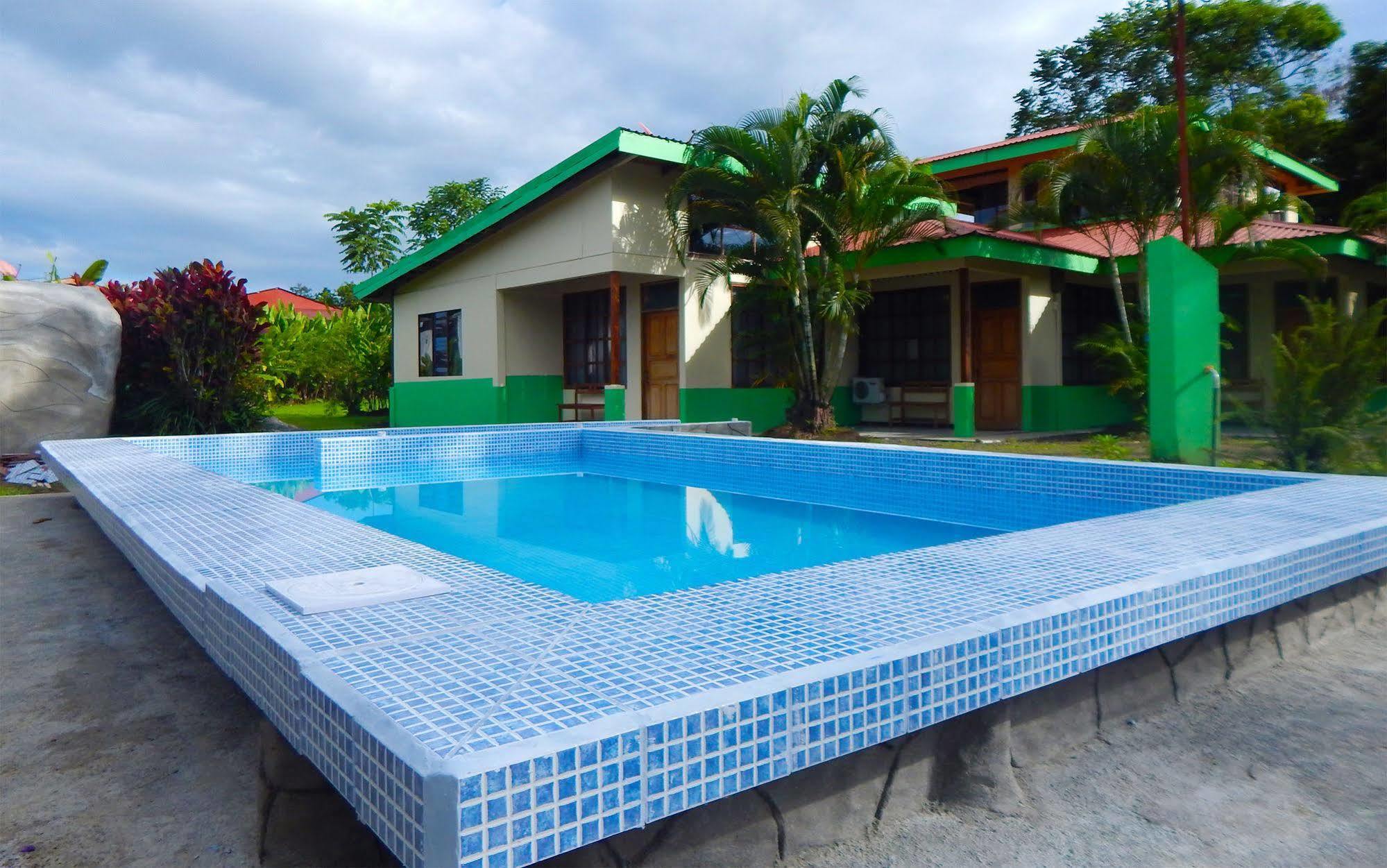 Hotel Befox Adventure La Fortuna Exterior foto